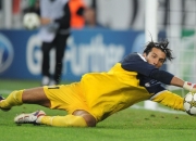 九游娱乐首页-跨界封锁，从黄蜂的团队铁壁到切特的个人接管