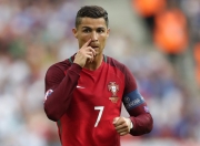 九游app下载-雷霆碾压公牛，库里在美加墨世界杯接管比赛，一场跨越时空的体育传奇