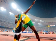 九游娱乐首页-赛道传奇，阿斯顿马丁逆转迈凯伦，汉密尔顿刷新不朽纪录