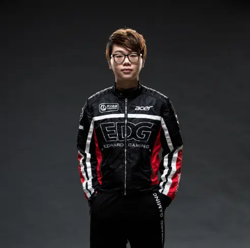 EG横扫DK,Uzi关键制胜的简单介绍 EG横扫DK,Uzi关键制胜的简单介绍