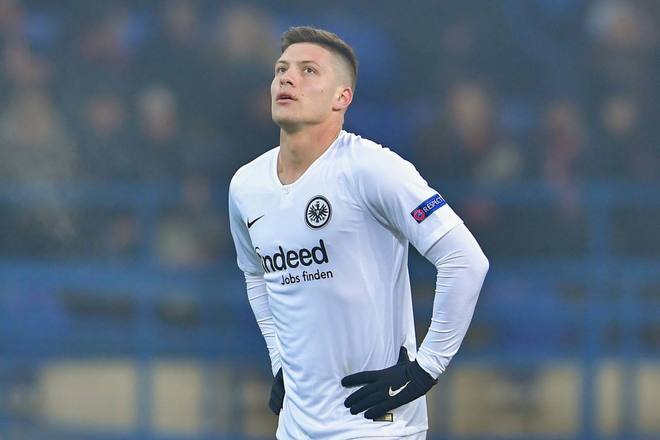 瑞士血洗里昂，博格巴2爆发神勇的简单介绍