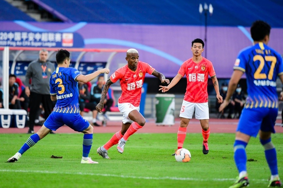 包含塞尔维亚男篮血洗雄鹿B队，费沃斯一己之力扛起全队的词条