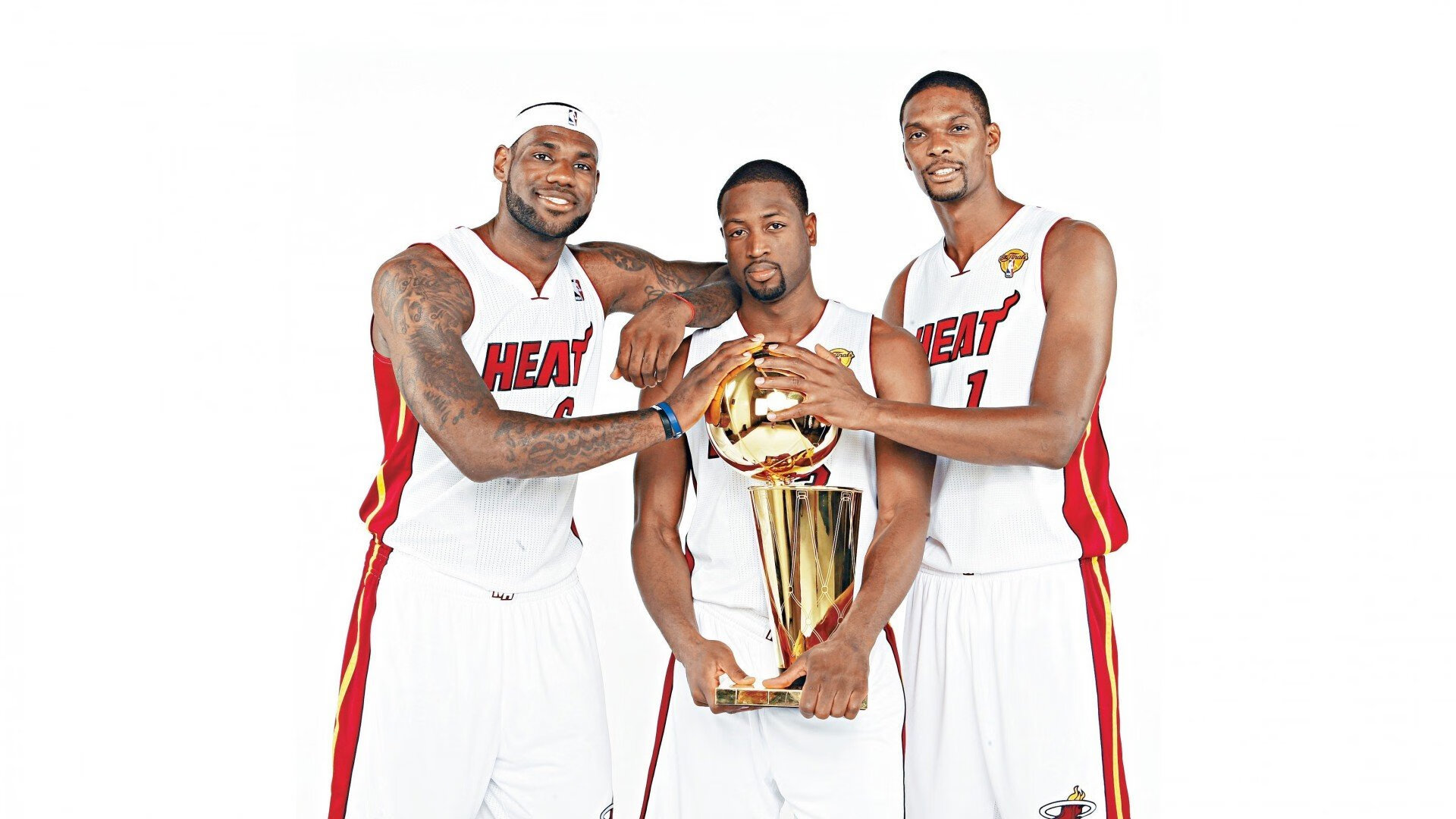 西甲国家德比焦点战，奇才爆冷魔术