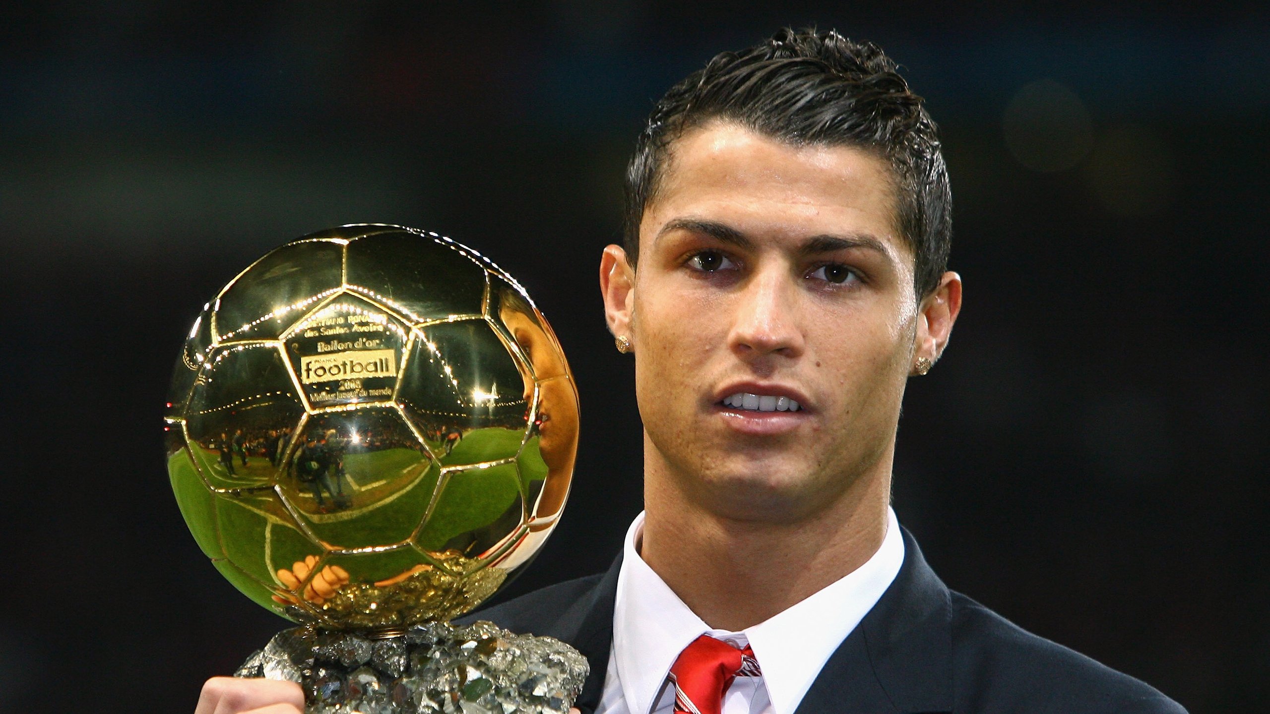 托尼的枢纽艺术，哥伦比亚对阵里昂的攻防转换密码